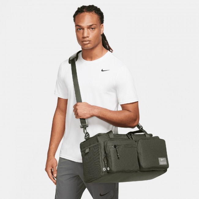Nike utility power training duffel bag small 31l travel and sports bags Leisure Buy online Sportland